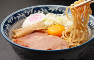 東京のご当地B級グルメ「油そば」とは？特徴や歴史を紹介